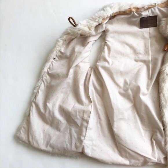 Zara kids off White faux fur vest EUC 11-12Y - Picture 3 of 5